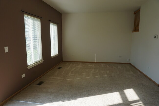 Photo - 407 Waubonsee Drive