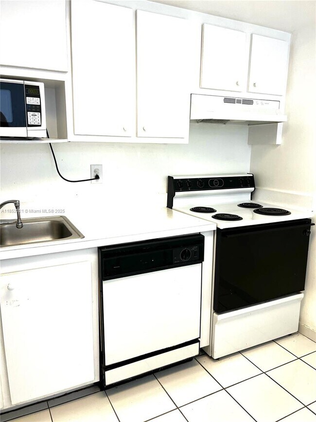 Photo - 802 NW 87th Ave Unit 319