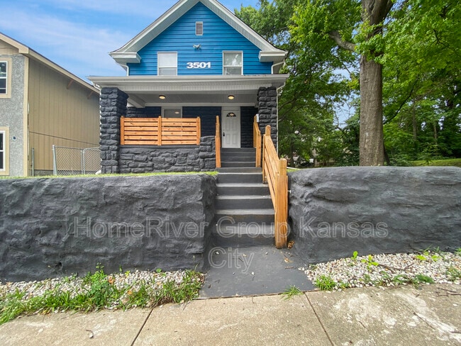 Building Photo - 3501 E 34th St Rental