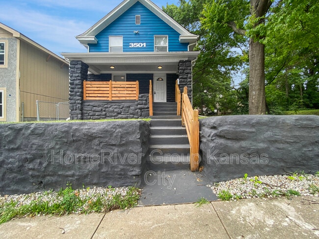Building Photo - 3501 E 34th St Rental
