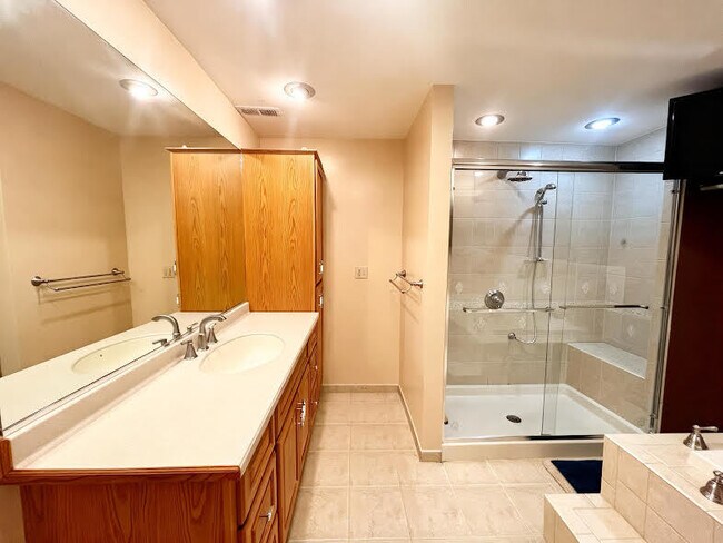 Photo - 3827 S Archer Ave