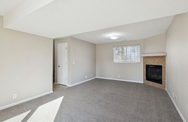 Photo - Comfortable & Convenient 3 Bedroom Near Recreation & Trails!!