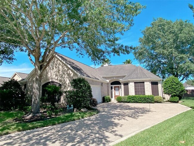 Building Photo - 4215 Sand Terrace Dr