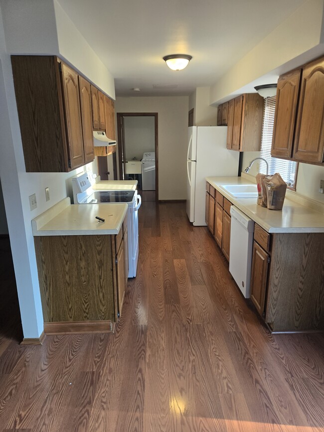 Photo - 7008 Ashwood Lane