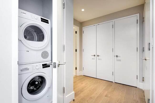 510 E 14th St Unit 311