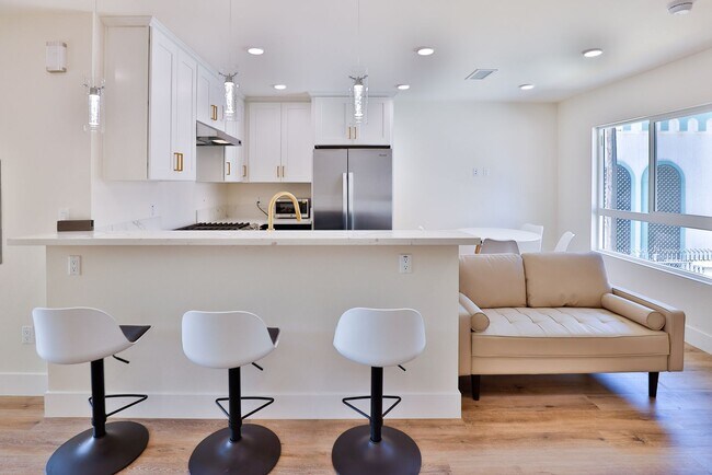 Photo - Sagittarius Apartments