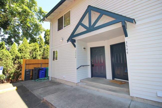 Photo - 3548-3548 NE 102nd Ave Unidad 3548