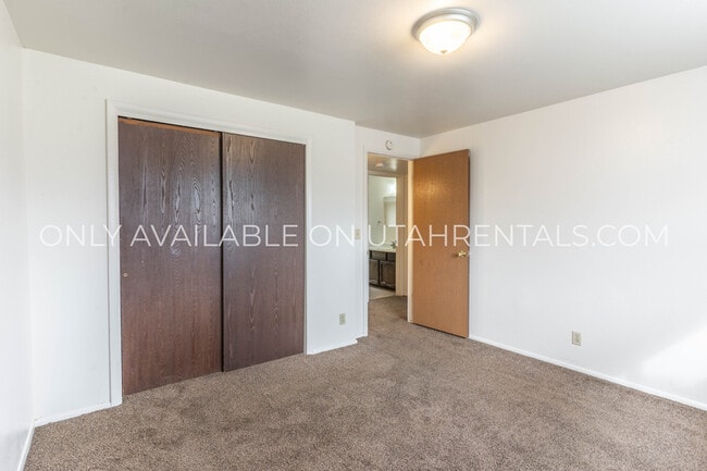 Photo - 1036 Virginia Cir