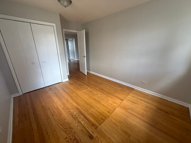 Photo - 4811 W Warwick Ave Unit 1W