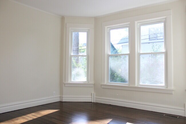 Photo - 2145 Cedar Rd