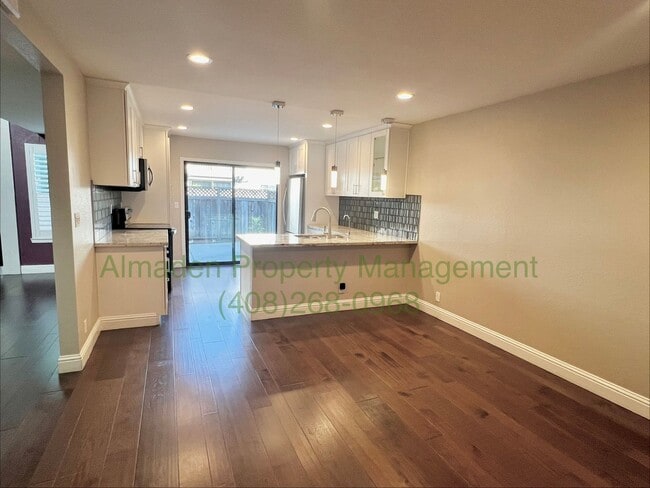 Photo - Remodeled Almaden Townhome next to Foothills!! Great Schools & Central A/C!!