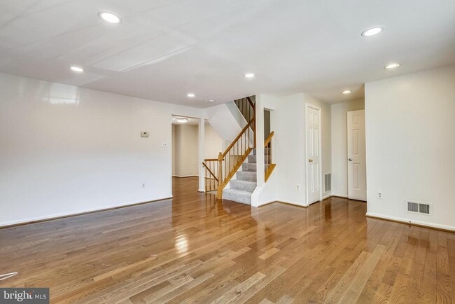 Photo - 3032 Braxton Wood Ct