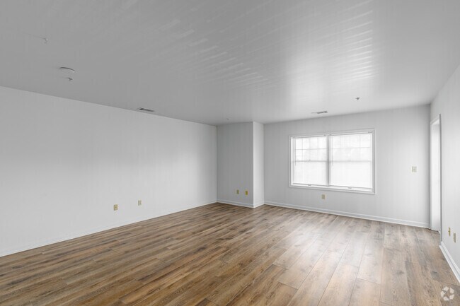 2BR, 2BA - 1,210SF - Living Room - Silver Mill Apartments