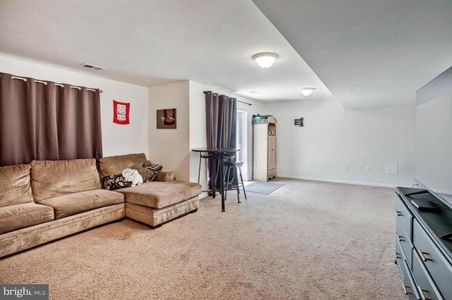 Building Photo - 15801 Aerial View Rd