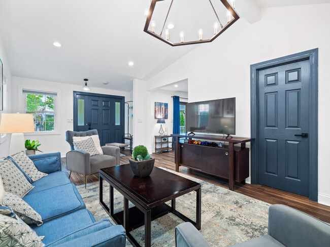 Photo - 6008 W Clinton Ave Unit ID1061050P