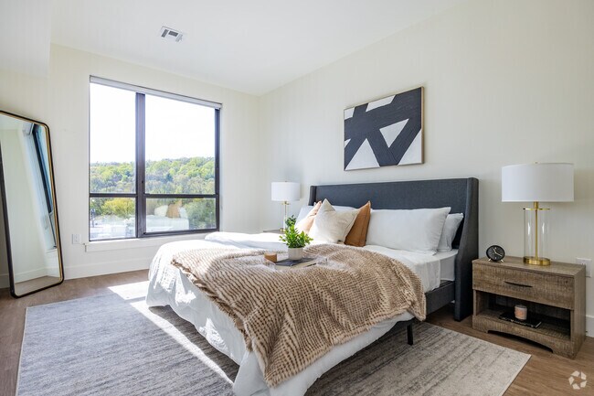 2BR, 2BA