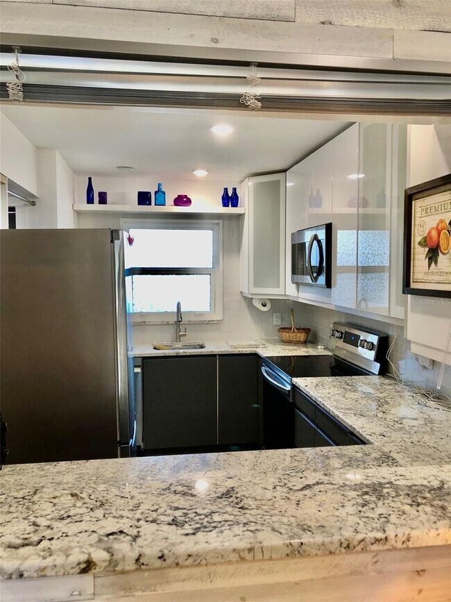 Photo - 102 Capri Isles Blvd