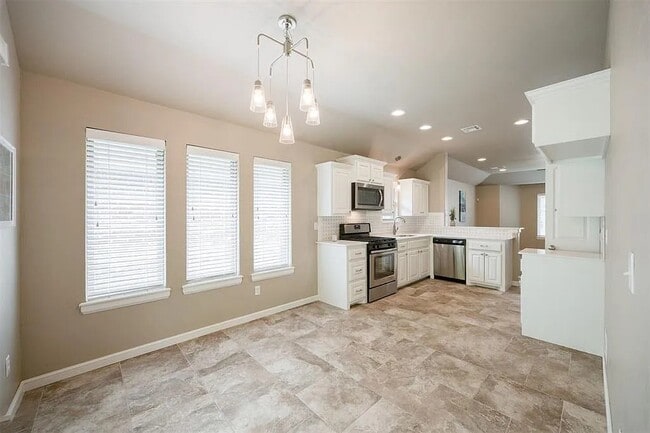 Photo - 5600 Campbell Creek Dr
