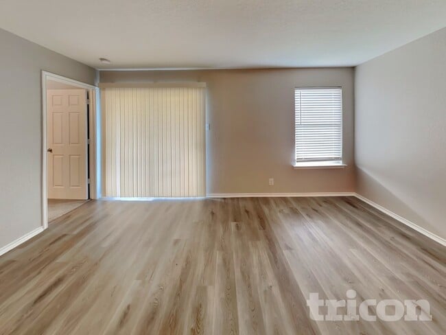 Photo - 6510 Poseidon Way
