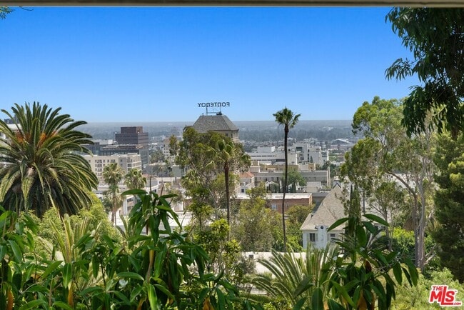 Photo - 6630 Whitley Terrace
