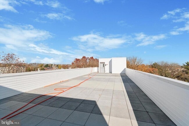 Photo - 5521 Wayne Ave