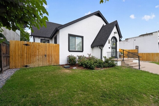 Photo - 2615 W Caithness Pl