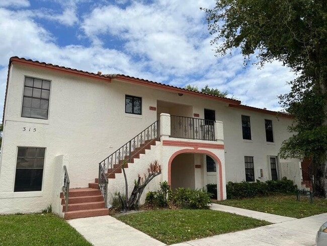 Building Photo - 315 Palmwood Pl Unit 2170