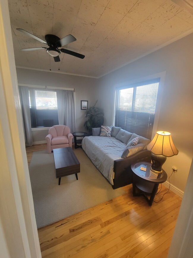 Photo - 7012 Plainfield Rd Unit Studio 1- Ground