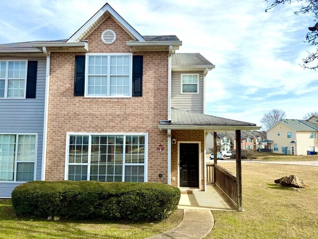 Building Photo - Welcome to this stunning 3-bedroom, 2.5-bathroom home located in the vibrant community of Conyers...