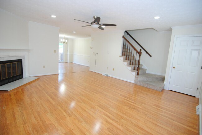 Photo - 37 Cadogan Way