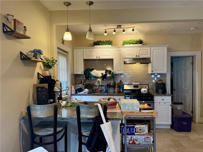 Building Photo - 157 Smith St Unit L1