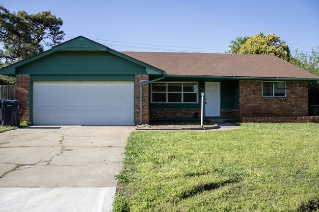Photo - 1309 NE 33rd St House