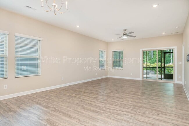 Photo - 8528 Pennegrove Cir