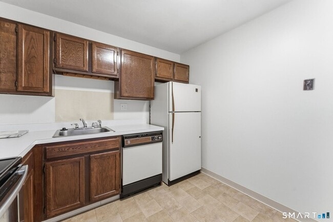 Photo - 2316 Cromwell Hills Dr