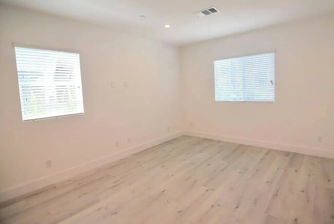 Photo - 1178 Leighton Ave