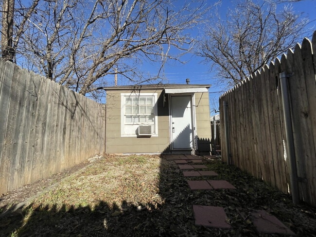 Photo - 2520 27th St