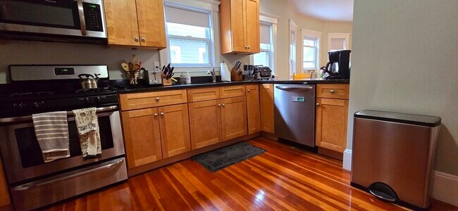 Photo - 58 Bristol Rd Unit 2