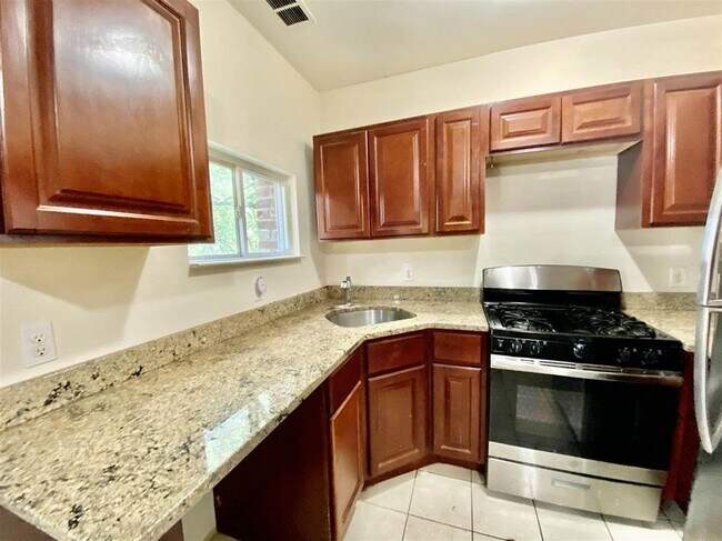 Photo - 178A Union St Unit 2