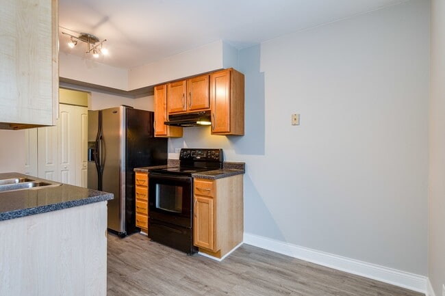 Photo - 900 Perrie Dr Unidad 3