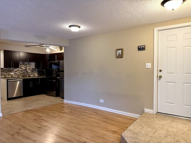 Photo - 12 Echo Ct Unit 1