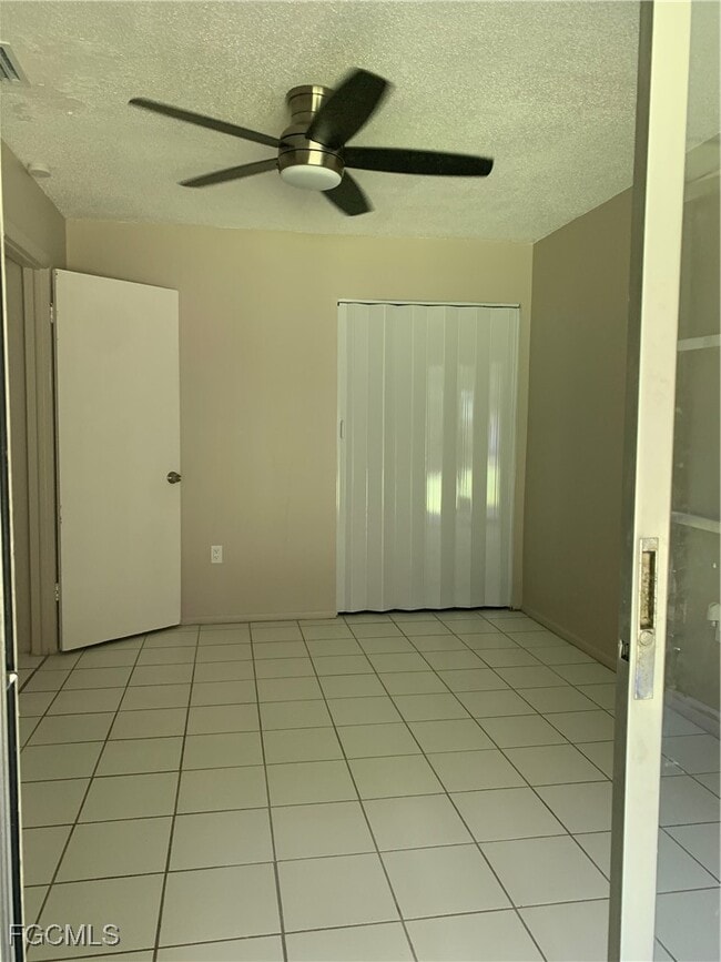 Photo - 815 Courtington Ln Unit 2