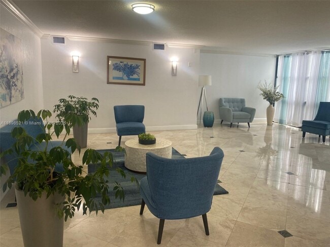 Photo - 1000 Parkview Dr Unidad 427
