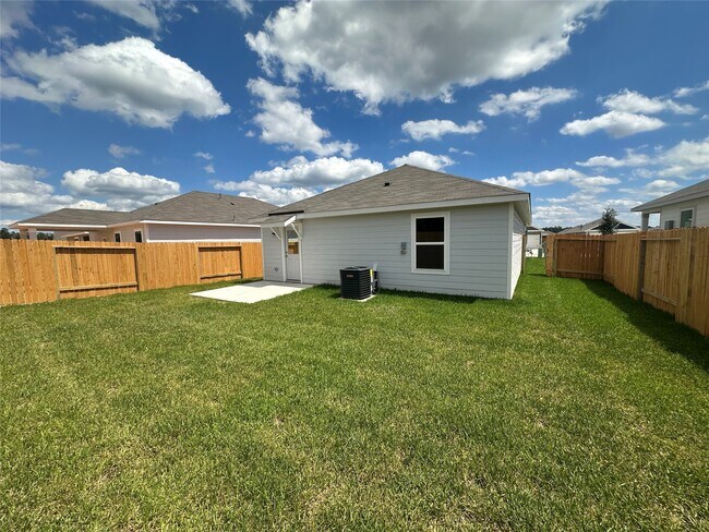 Photo - 16441 Blossom Grv Dr