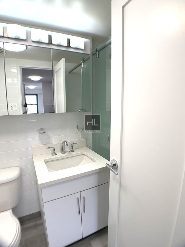 Photo - E 16 ST Unidad 10N