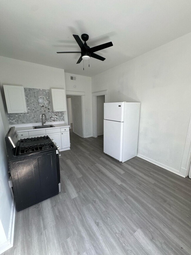 Photo - 4005 S Grand Blvd Unit A