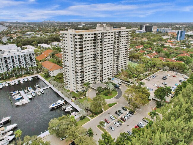 Photo - 3200 Port Royale Dr N Unit 208