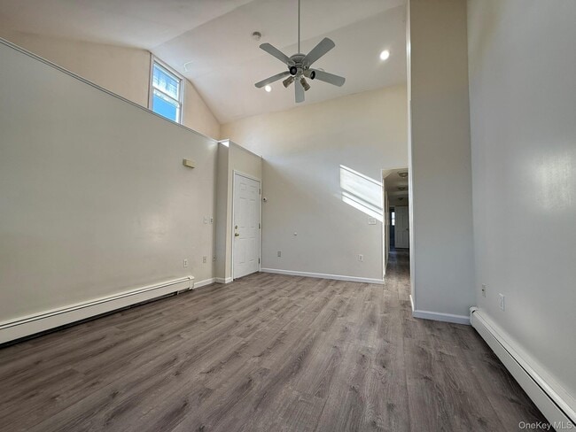 Building Photo - 51 Schneider Ave Unit 2A