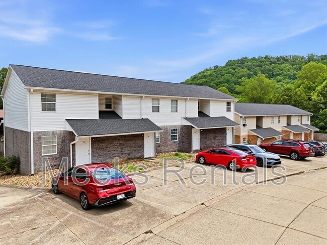 Building Photo - 101 Boncarbo Ln Unit 101