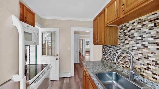 Photo - 5 Ropes St Unit 1