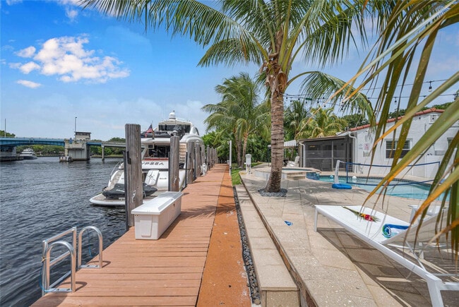 Photo - 1329 SW 12th Ct